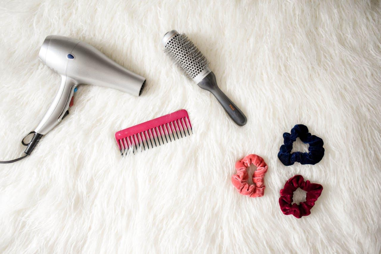 Seche-cheveux volumisant Revlon : Decouvrez les secrets de la brosse coiffante