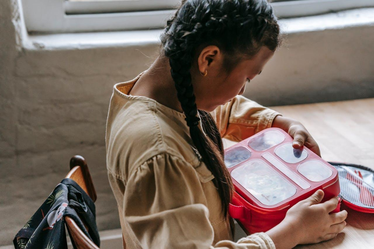 Le sac repas isotherme et le lunch bag : vos allies pour conserver vos repas au frais